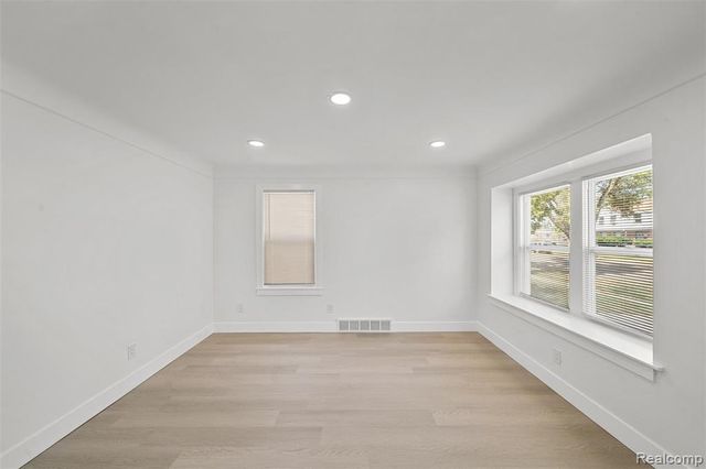 20323 Regent Drive, Detroit, MI 48205