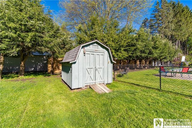 28 Westminster Drive, Ellicott, NY 14701
