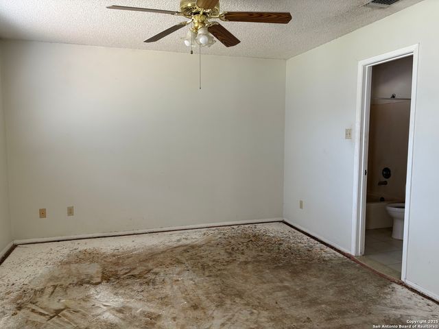 5319 Timber Row, San Antonio, TX 78250