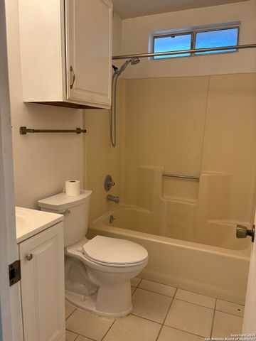 5319 Timber Row, San Antonio, TX 78250