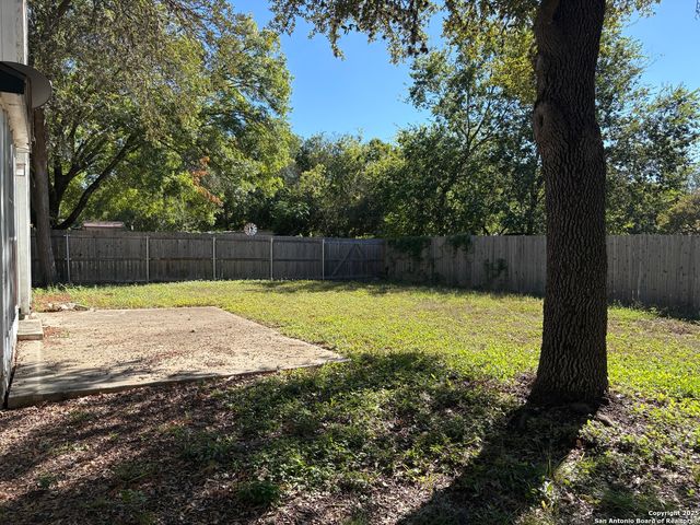 5319 Timber Row, San Antonio, TX 78250