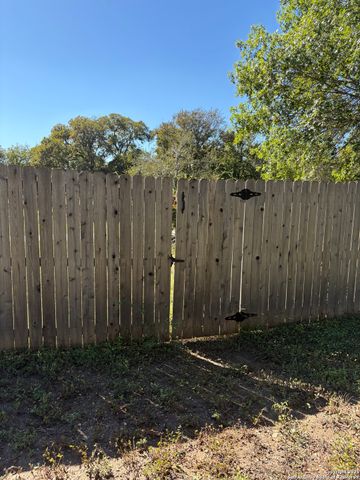 5319 Timber Row, San Antonio, TX 78250