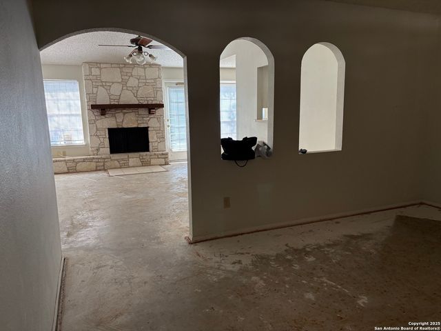 5319 Timber Row, San Antonio, TX 78250