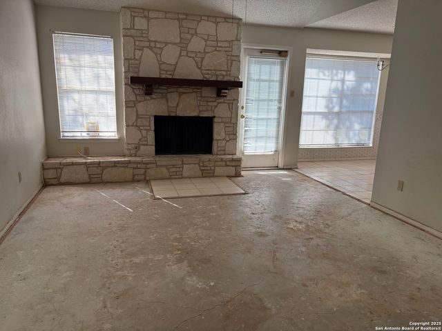 5319 Timber Row, San Antonio, TX 78250