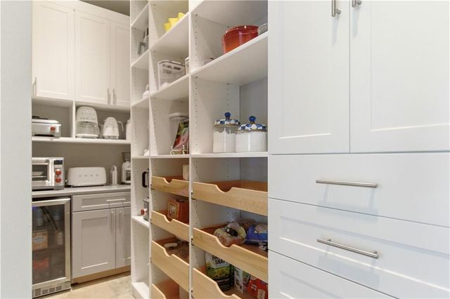 4824 W 144th Terrace, Overland Park, KS 66224