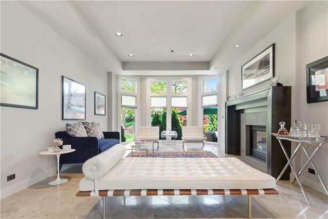 4824 W 144th Terrace, Overland Park, KS 66224