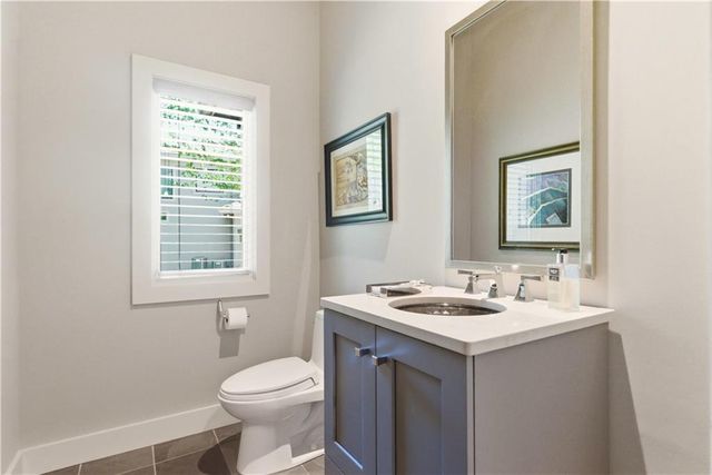 4824 W 144th Terrace, Overland Park, KS 66224