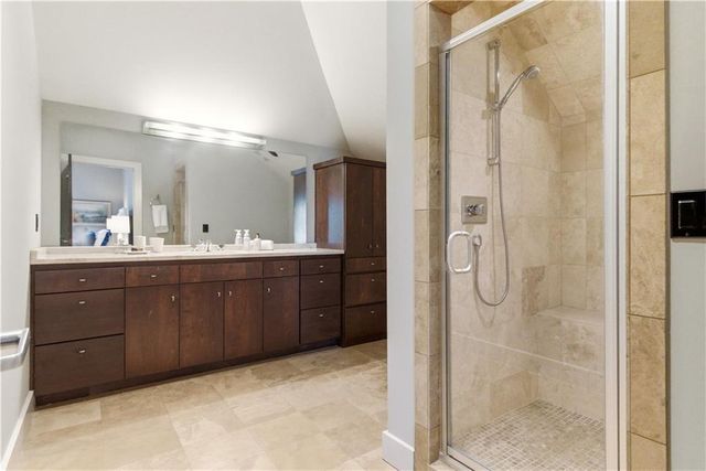 4824 W 144th Terrace, Overland Park, KS 66224