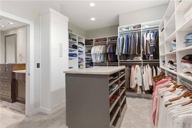 4824 W 144th Terrace, Overland Park, KS 66224