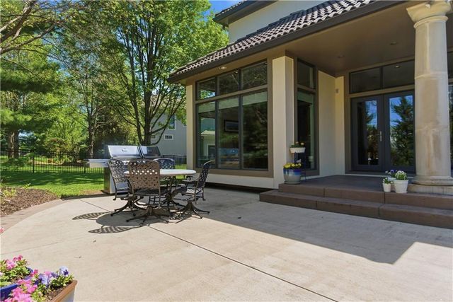 4824 W 144th Terrace, Overland Park, KS 66224