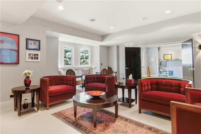 4824 W 144th Terrace, Overland Park, KS 66224