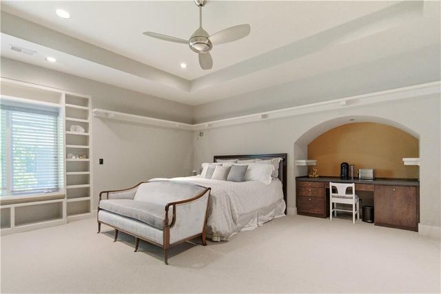 4824 W 144th Terrace, Overland Park, KS 66224