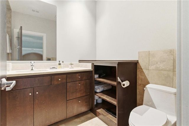 4824 W 144th Terrace, Overland Park, KS 66224