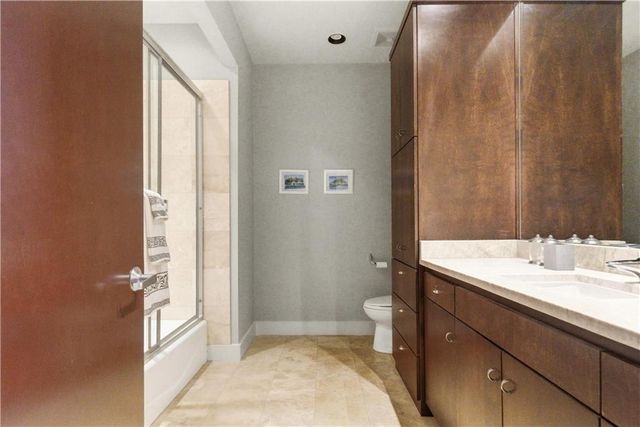 4824 W 144th Terrace, Overland Park, KS 66224