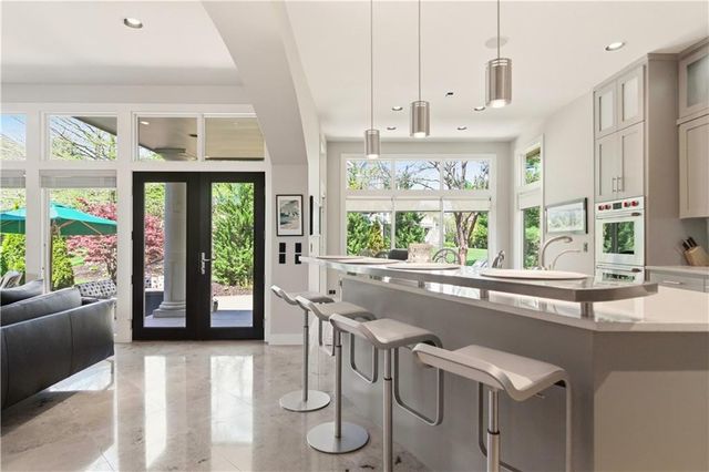 4824 W 144th Terrace, Overland Park, KS 66224