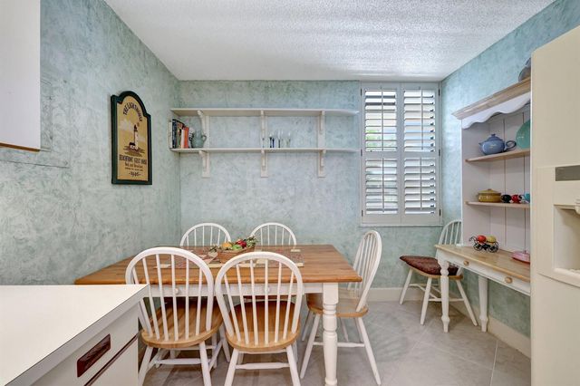 1950 SW Palm City Road 14-304, Stuart, FL 34994