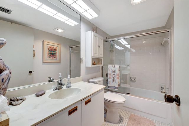 1950 SW Palm City Road 14-304, Stuart, FL 34994