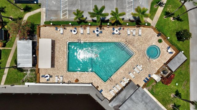 1950 SW Palm City Road 14-304, Stuart, FL 34994