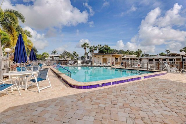 1950 SW Palm City Road 14-304, Stuart, FL 34994