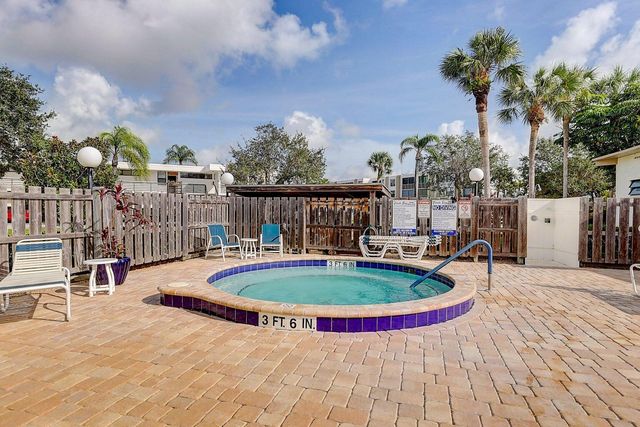 1950 SW Palm City Road 14-304, Stuart, FL 34994