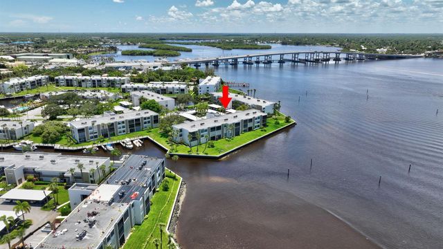 1950 SW Palm City Road 14-304, Stuart, FL 34994