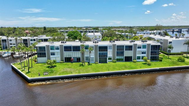 1950 SW Palm City Road 14-304, Stuart, FL 34994