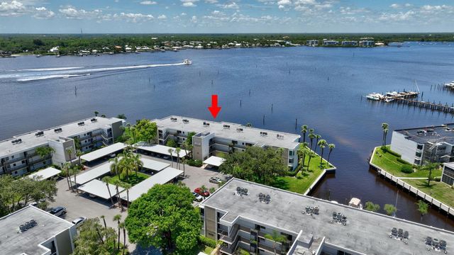 1950 SW Palm City Road 14-304, Stuart, FL 34994
