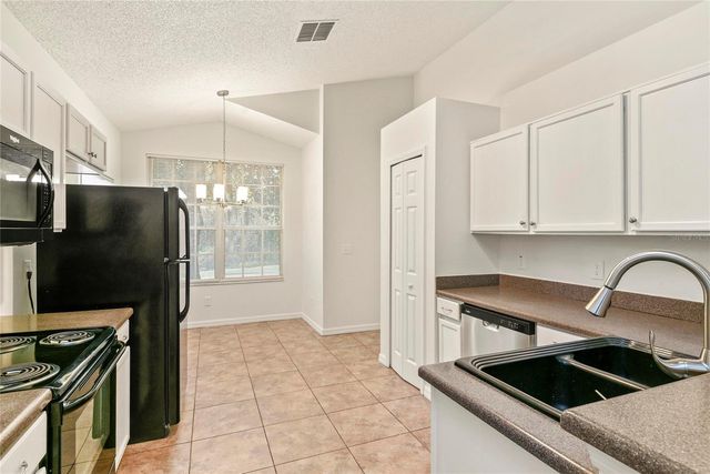 333 BAY STREET, Apopka, FL 32712