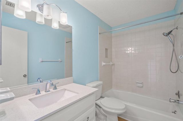 3987 MACEACHEN BLVD 133, Sarasota, FL 34233