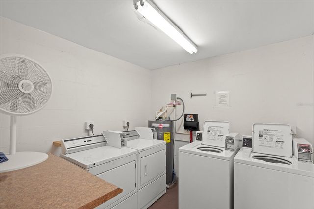 3987 MACEACHEN BLVD 133, Sarasota, FL 34233