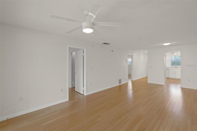 3987 MACEACHEN BLVD 133, Sarasota, FL 34233