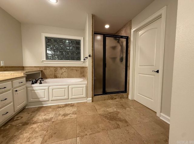 2730 Collins Drive, Conway, AR 72034