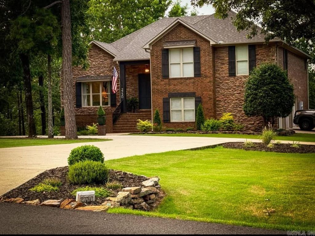 2730 Collins Drive, Conway, AR 72034