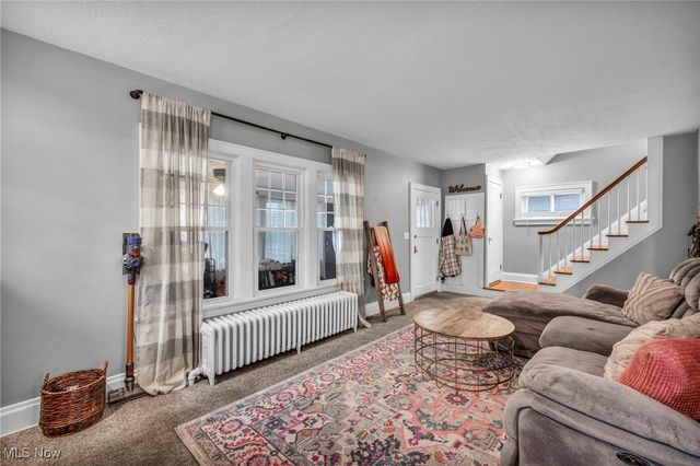 308 E Baird Avenue, Barberton, OH 44203