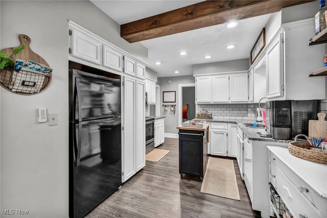 308 E Baird Avenue, Barberton, OH 44203