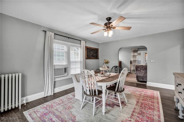 308 E Baird Avenue, Barberton, OH 44203