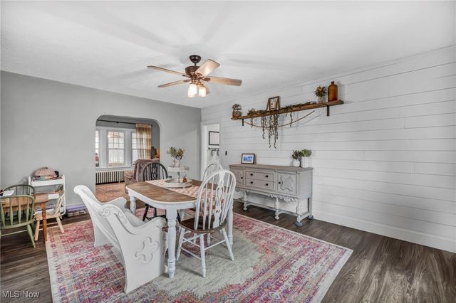 308 E Baird Avenue, Barberton, OH 44203