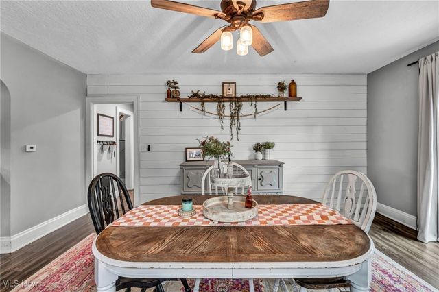 308 E Baird Avenue, Barberton, OH 44203