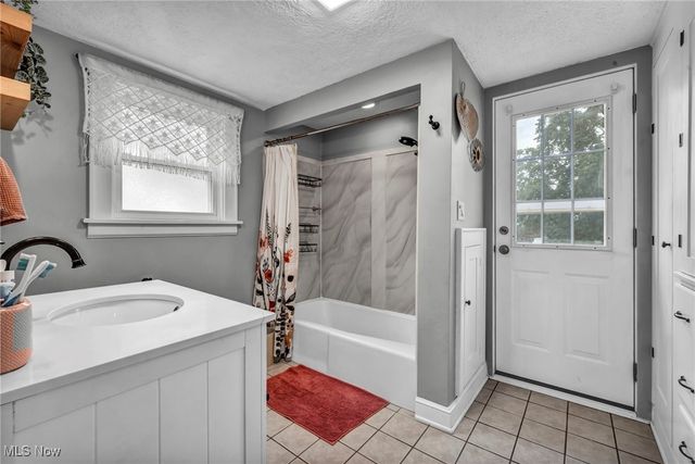 308 E Baird Avenue, Barberton, OH 44203