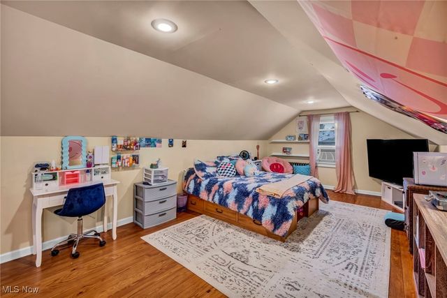 308 E Baird Avenue, Barberton, OH 44203