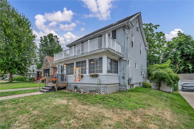 308 E Baird Avenue, Barberton, OH 44203