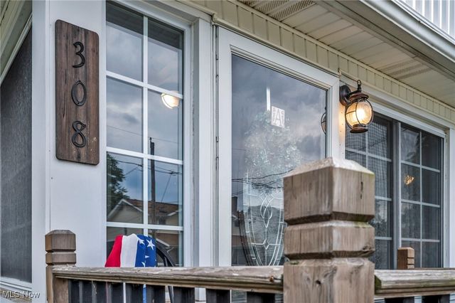 308 E Baird Avenue, Barberton, OH 44203