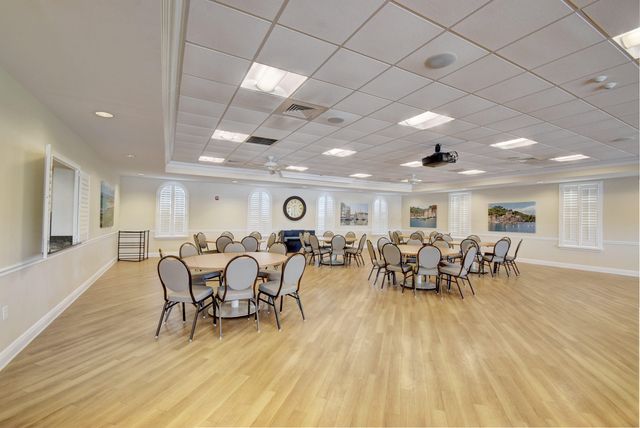 22 Colonial Club Drive 103, Boynton Beach, FL 33435