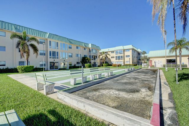 22 Colonial Club Drive 103, Boynton Beach, FL 33435
