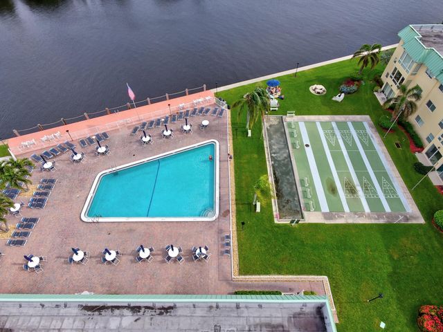 22 Colonial Club Drive 103, Boynton Beach, FL 33435