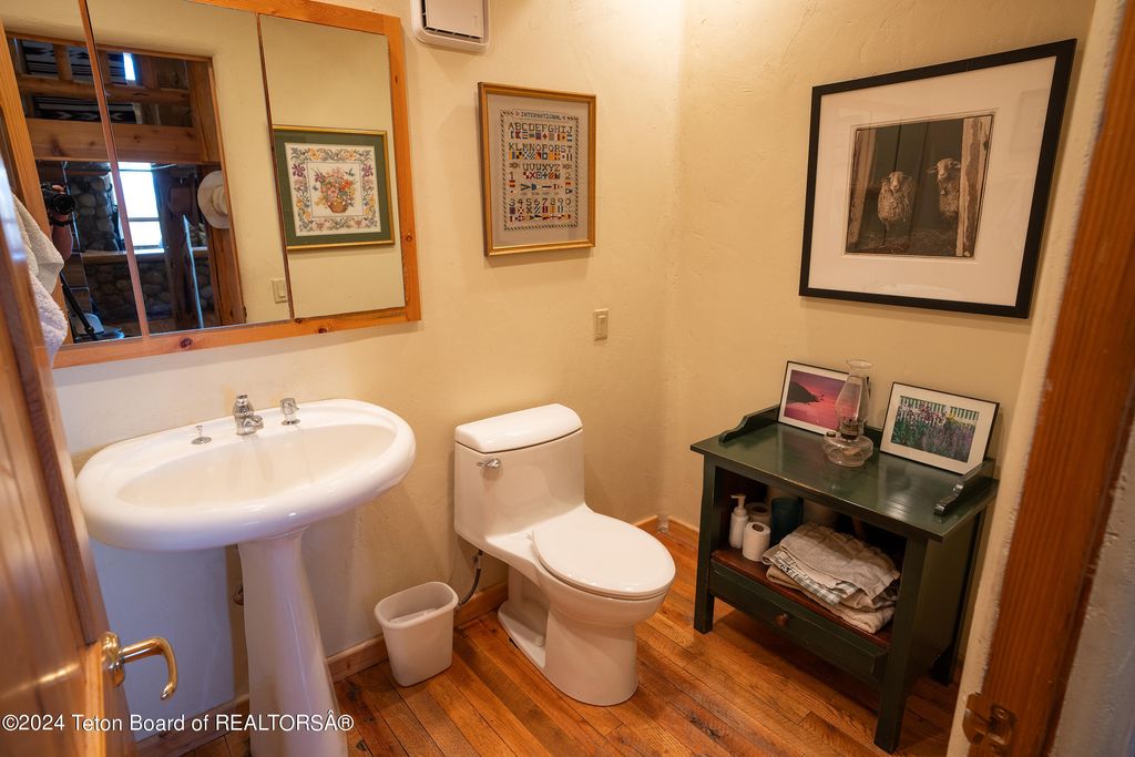 465 E RIGBY Road, Alta, WY 83414 photo 17