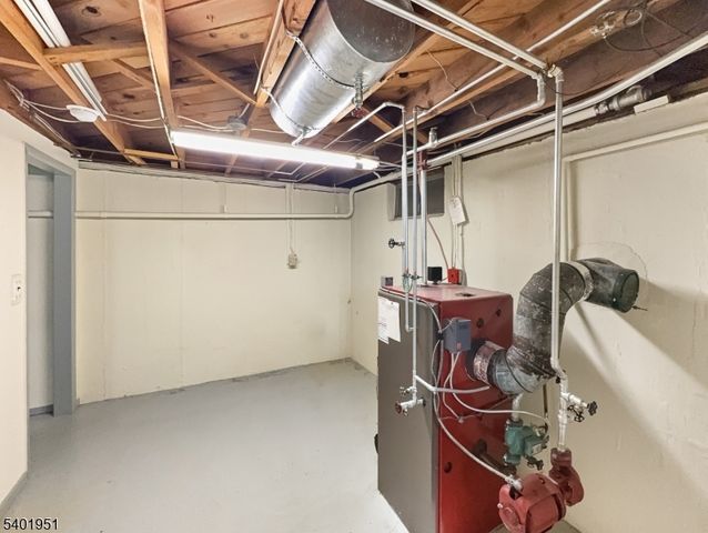 22 Green Rd, Mine Hill Twp., NJ 07803