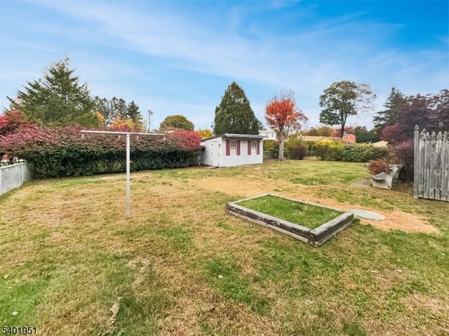 22 Green Rd, Mine Hill Twp., NJ 07803