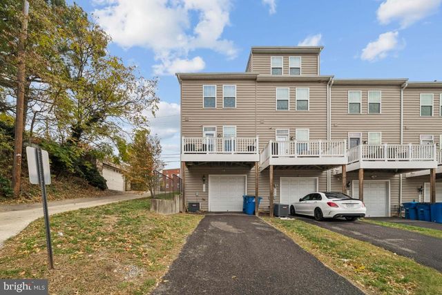 3421 11TH PL SE, Washington, DC 20032