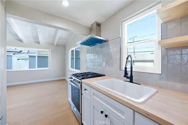 5339 E Ocean, Long Beach, CA 90803
